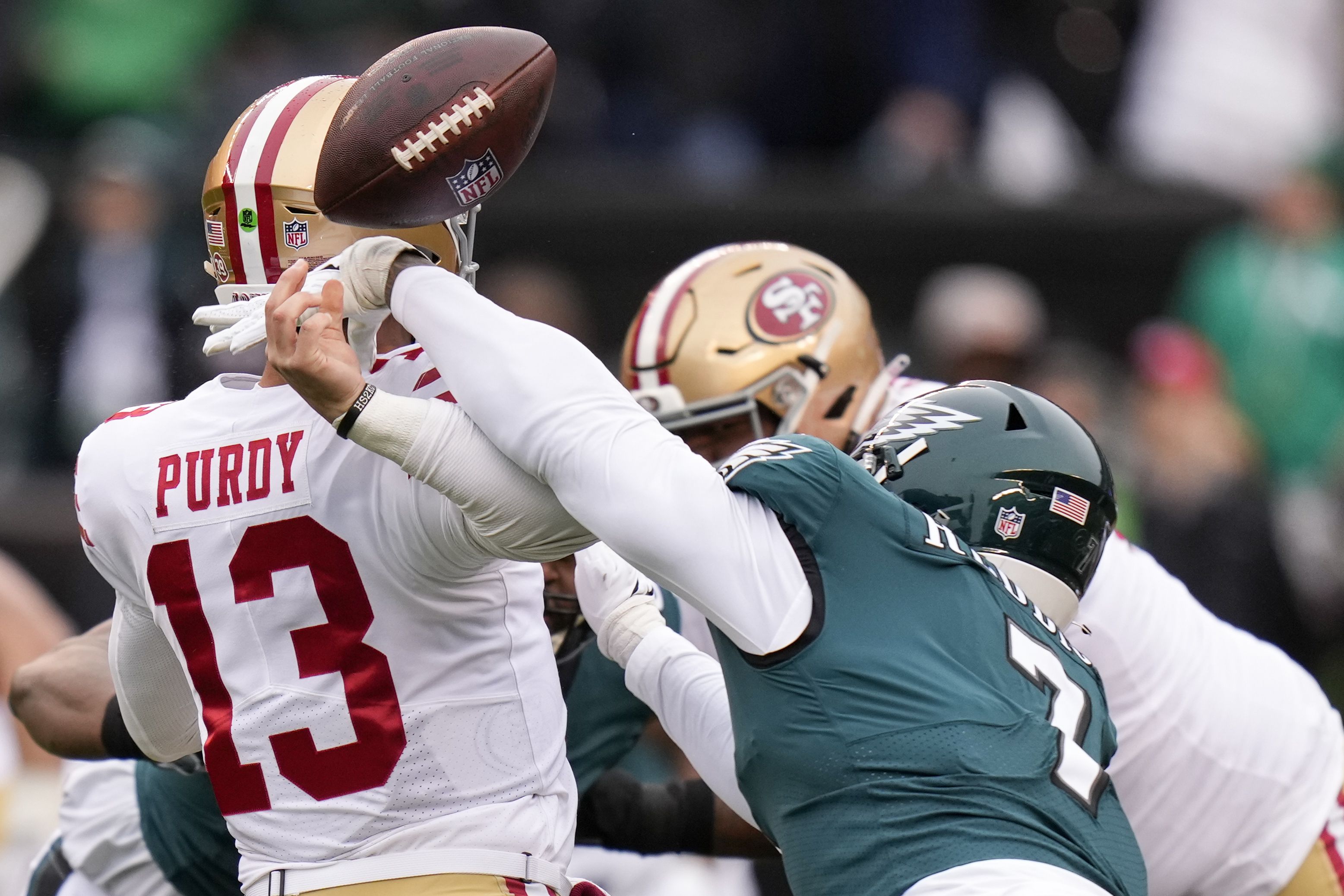 Eagles Nation on X: Haason Reddick = Large Man.  /  X