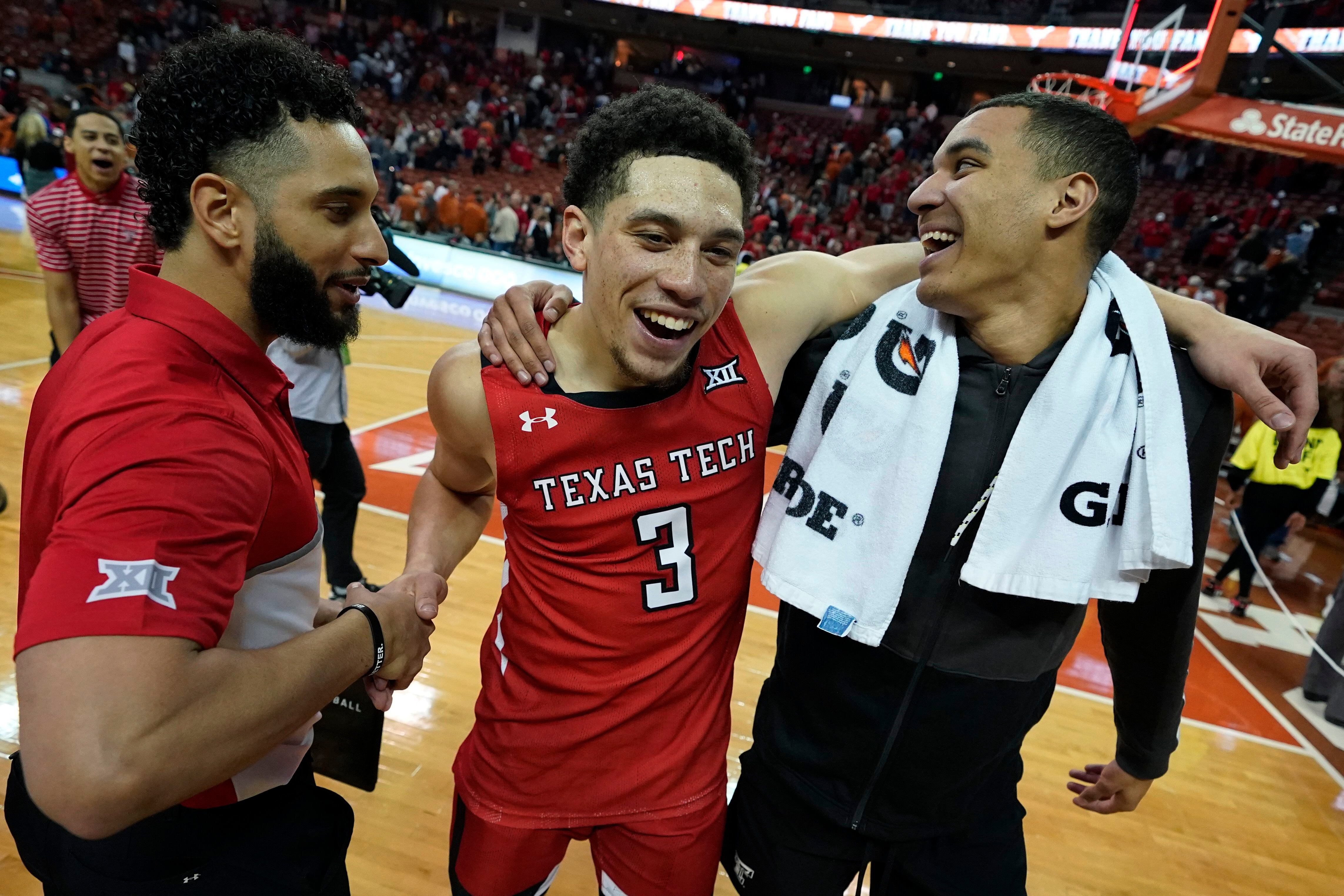 Texas Tech basketball makes top-3 for 2019 guard Clarence Nadolny